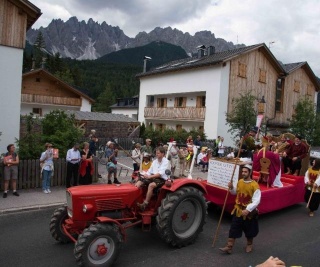 Historischer Festumzug 1250 Jahre Innichen